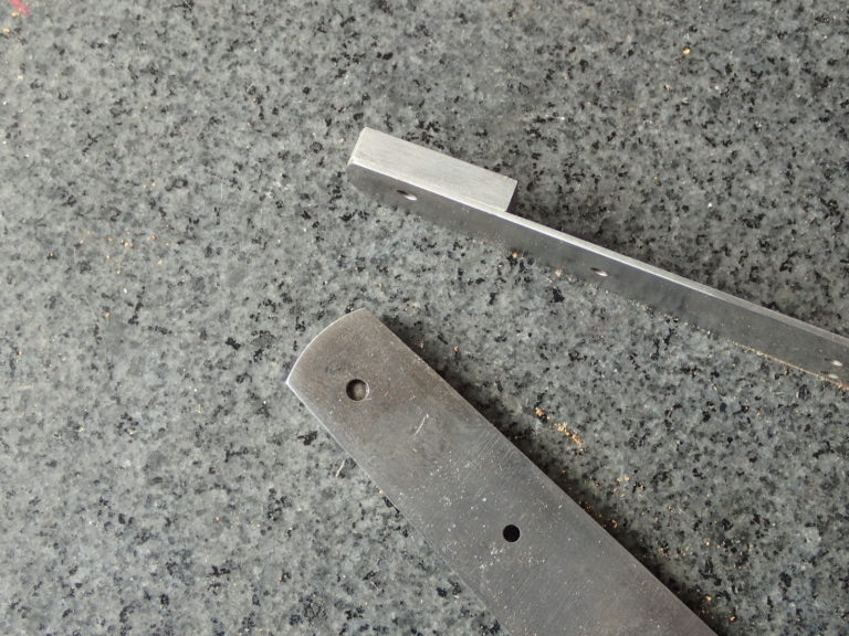 artisan coutelier - fabrication de couteau : mitre de couteau pliant