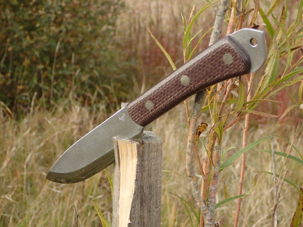 couteau droit artisanal bushcraft outdoor bivouac , acier D2, manche micarta (modèle bucéphale)